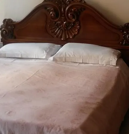 La Casa Del Nonno Zambonate Frühstückspension